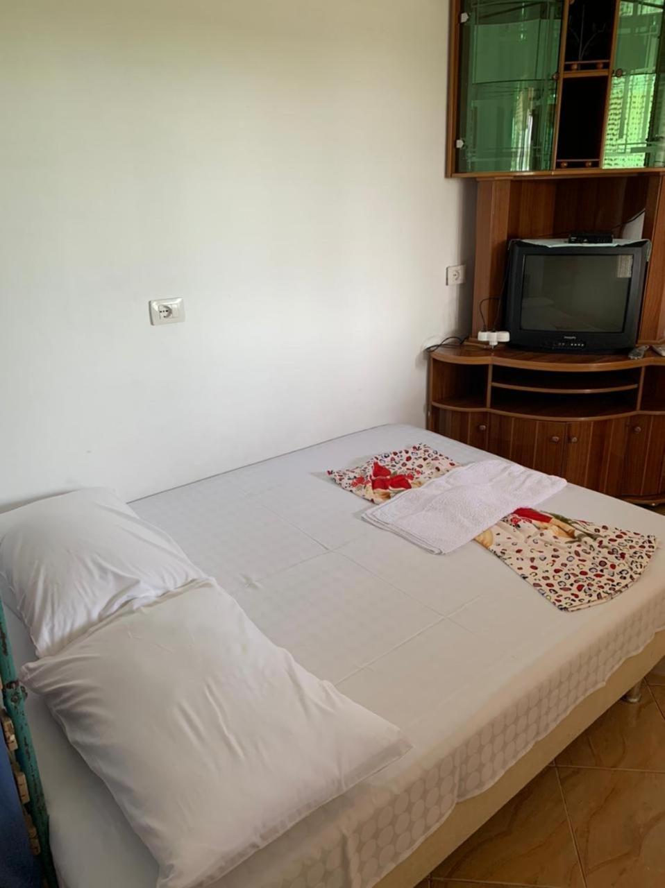 Denaj House Hotell Himare Rum bild