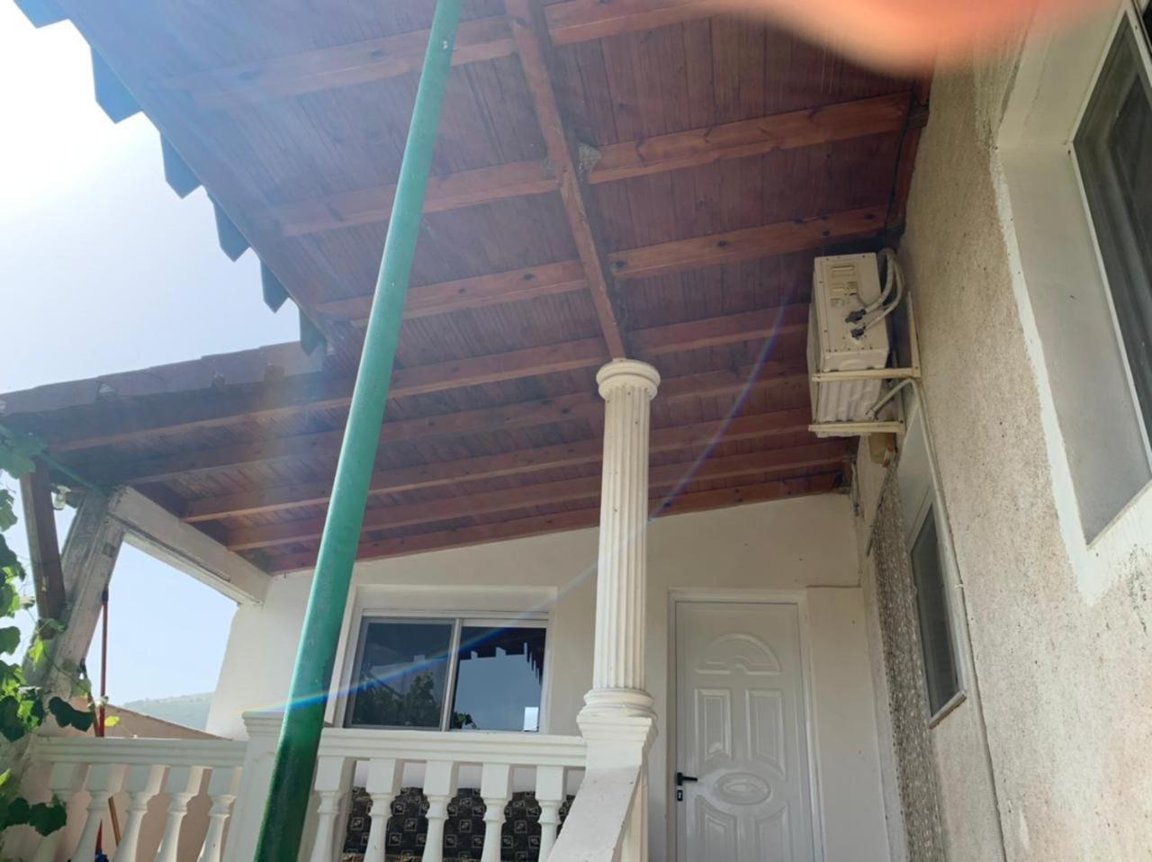 Denaj House Hotell Himare Rum bild